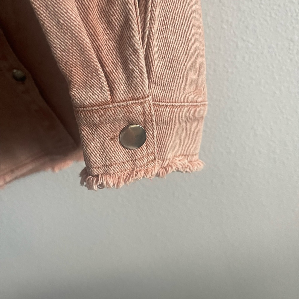 Women's Pink Jean Jacket - Picture 4 of 6